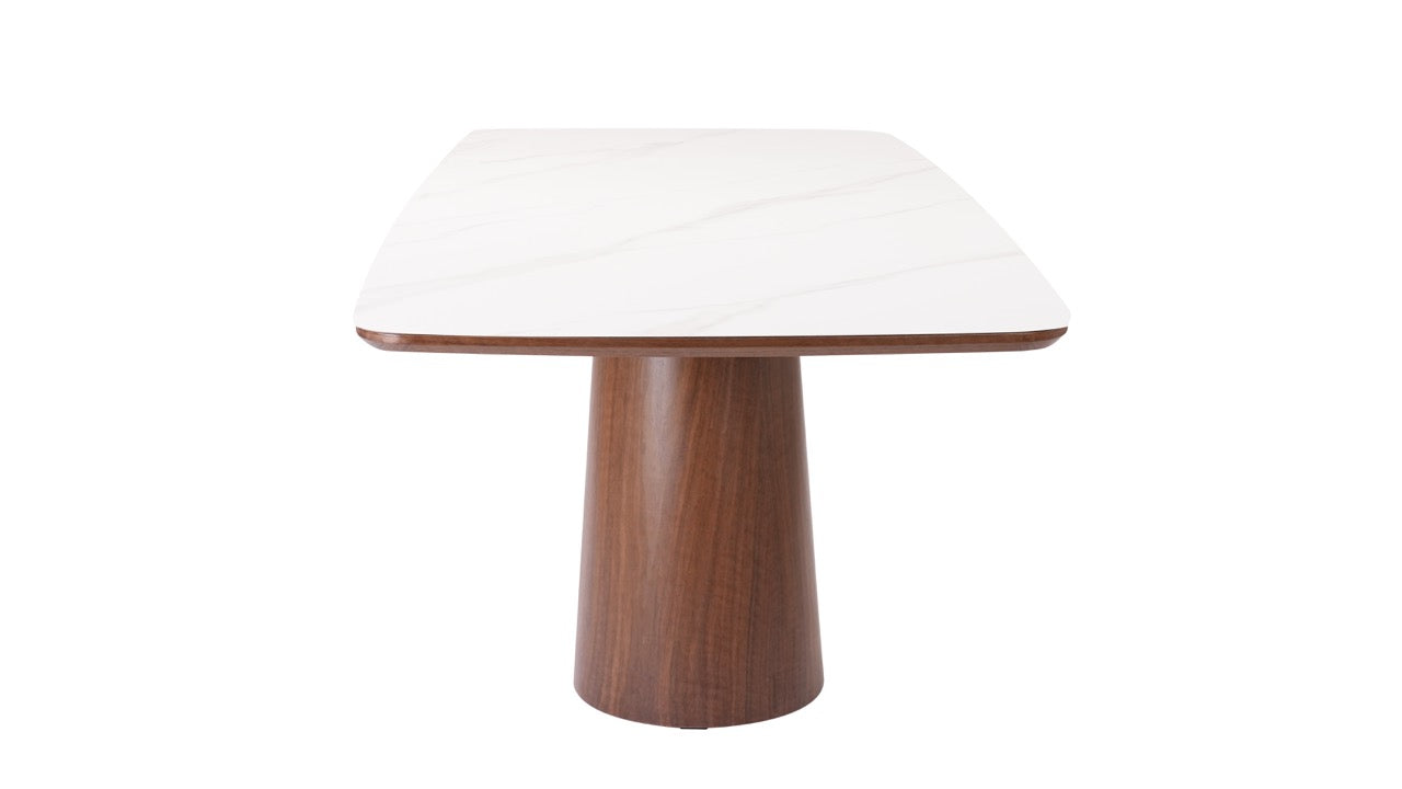 Gagan Dining table Danish Oval